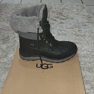 UGG Women's Adirondack III Boot